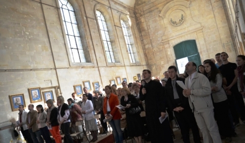 На честь Анни Київської, королеви Франції провели святкування у Санлісі